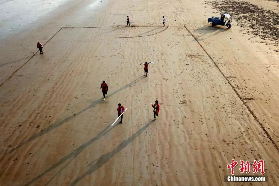 中国新闻社100周年,霞浦百元足球场