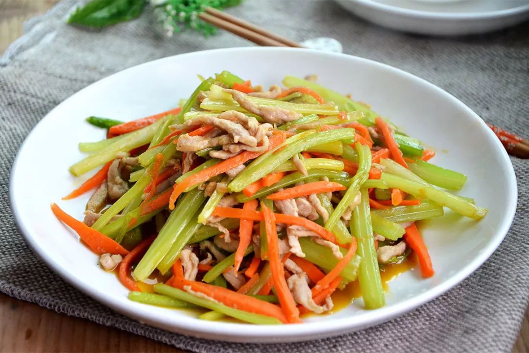 10分钟快手菜晚餐一周不重样,快手小炒十分钟凑出一桌佳肴