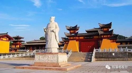 这个季节去哪玩儿又好玩又便宜,这个季节去哪儿好玩儿