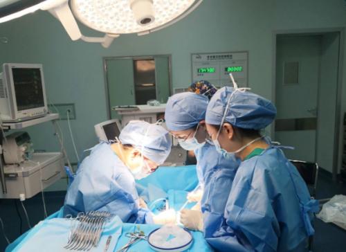 高龄孕妇大出血,高龄孕妇意外大出血完整版