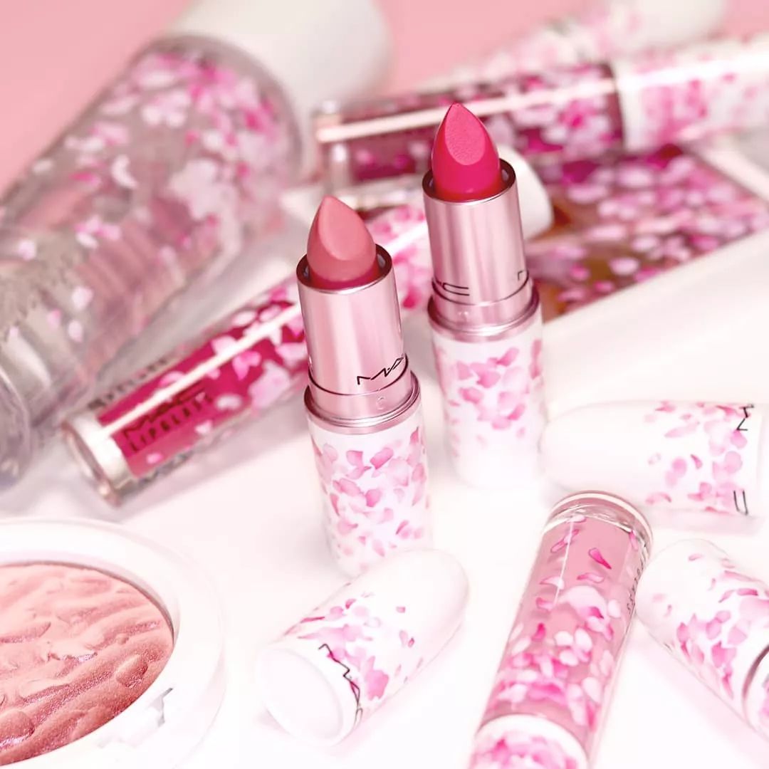 10分钟告诉你哪些春季彩妆能让你美出花花花花