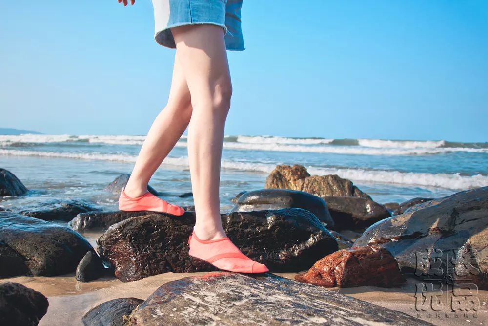 好鞋推荐超轻软底不累脚,超轻不累脚的鞋