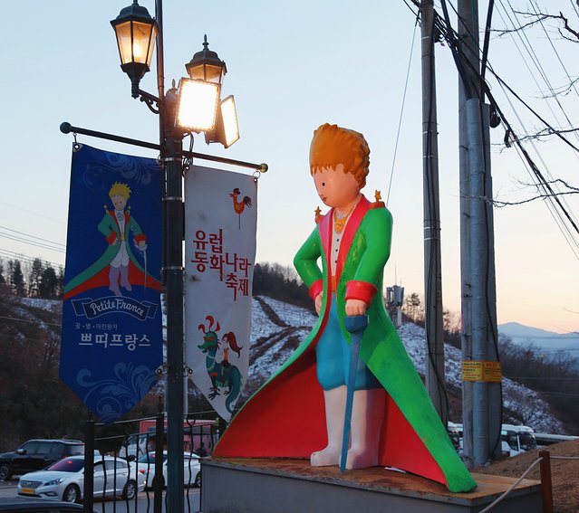 济州冬日的海，首尔春日的花，那些电影里的故事