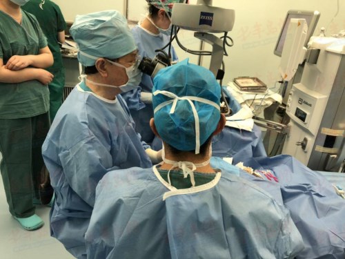 角膜板层移植后视力能恢复多少,角膜皮样瘤切除后角膜会透明吗