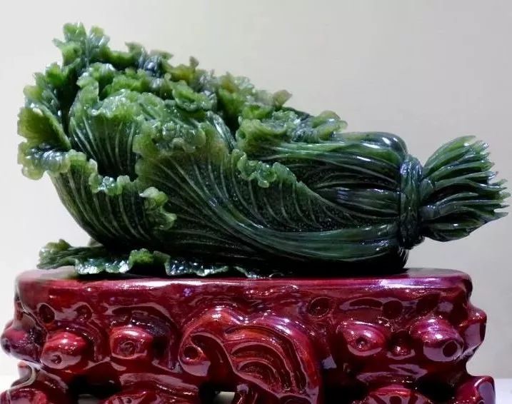 【双节钜惠】昌吉500个和田玉挂件免费送！和田玉低至三折起，进店即有好礼相赠！