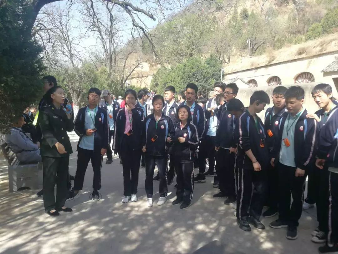 闄曡タ瀛︿範杩藉绾㈣壊瓒宠抗绯诲垪娲诲姩,鎺㈢储姹傜煡涔嬫梾瀵昏绾㈣壊瓒宠抗