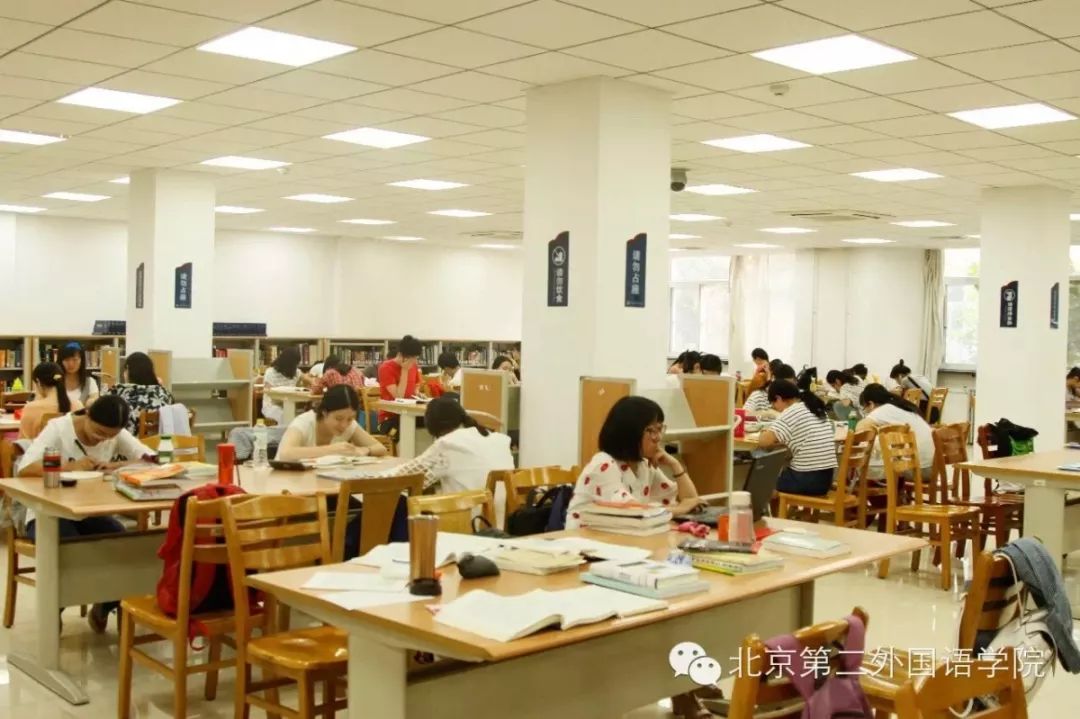 月末还剩十块钱?亲亲,小薇有份二外省钱攻略,请查收!