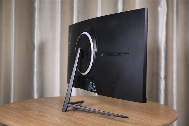 200Hz体验丝般滑顺！微星OptixPAG301CR显示器评测：点距刚刚好