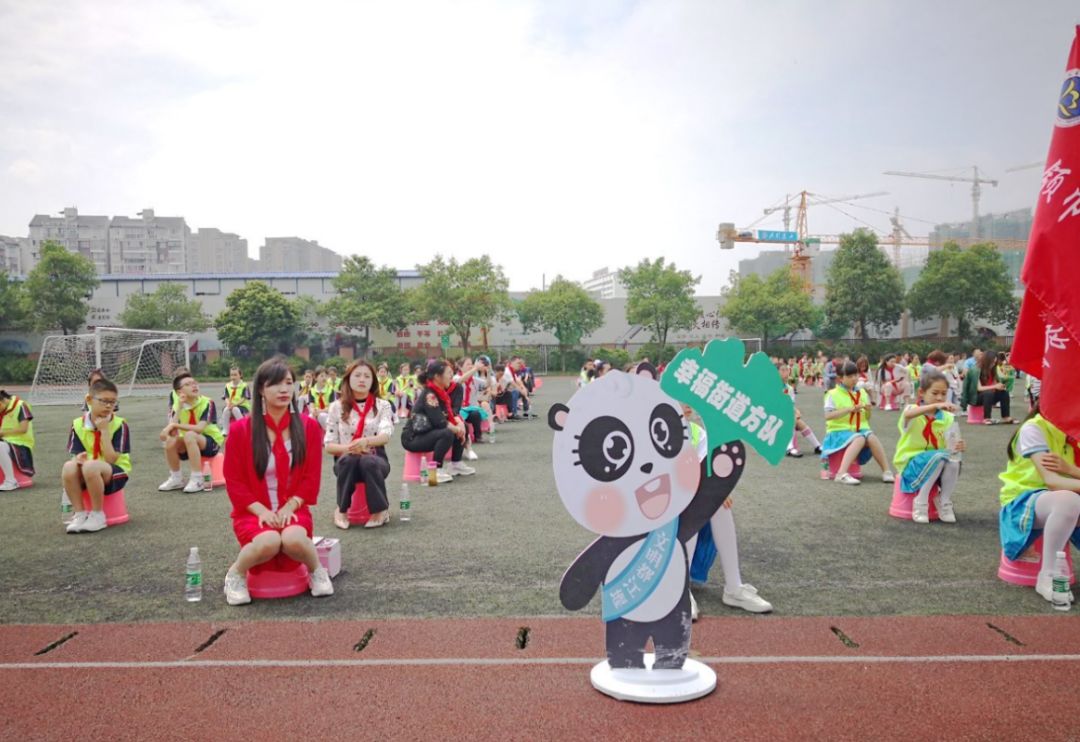 都江堰市国家文明城市,都江堰文明宣传