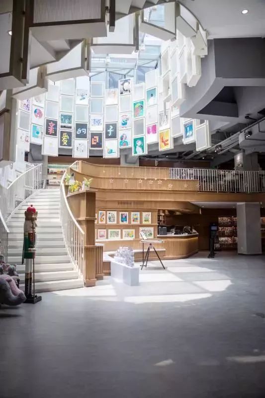 值得打卡的十家书店,没去过这些书店别说自己有腔调