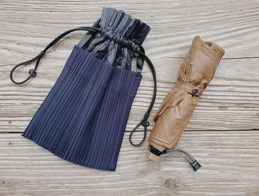 我们的海边outing：每个人的旅行箱里有什么？