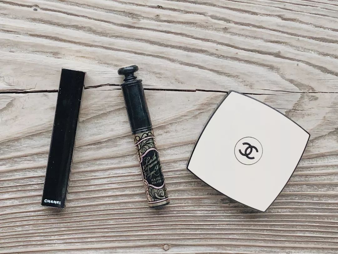 我们的海边outing：每个人的旅行箱里有什么？