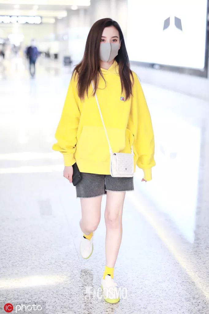 杨幂再次带火最新单品,杨幂最近带货