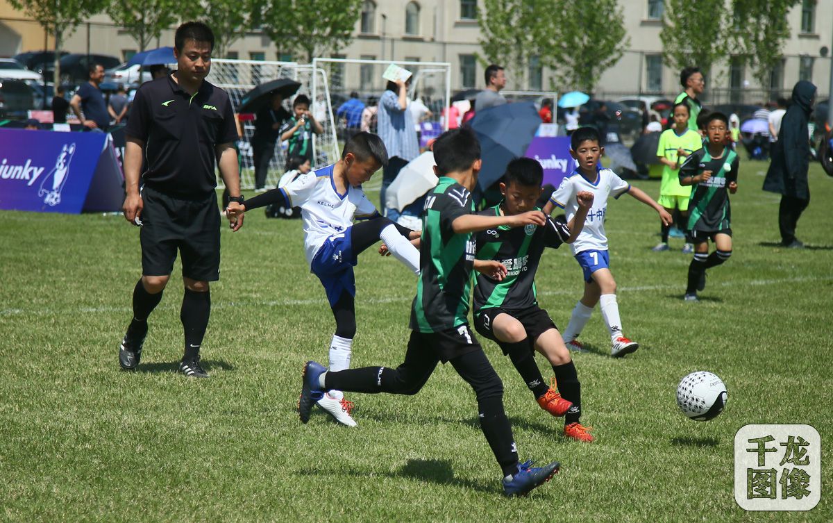 2019北京市级社会足球活动第5届“爱踢客”杯国际足球邀请赛举行