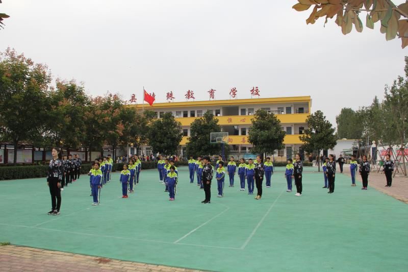 特殊儿童公益爱心捐赠,传递爱心凡人善举