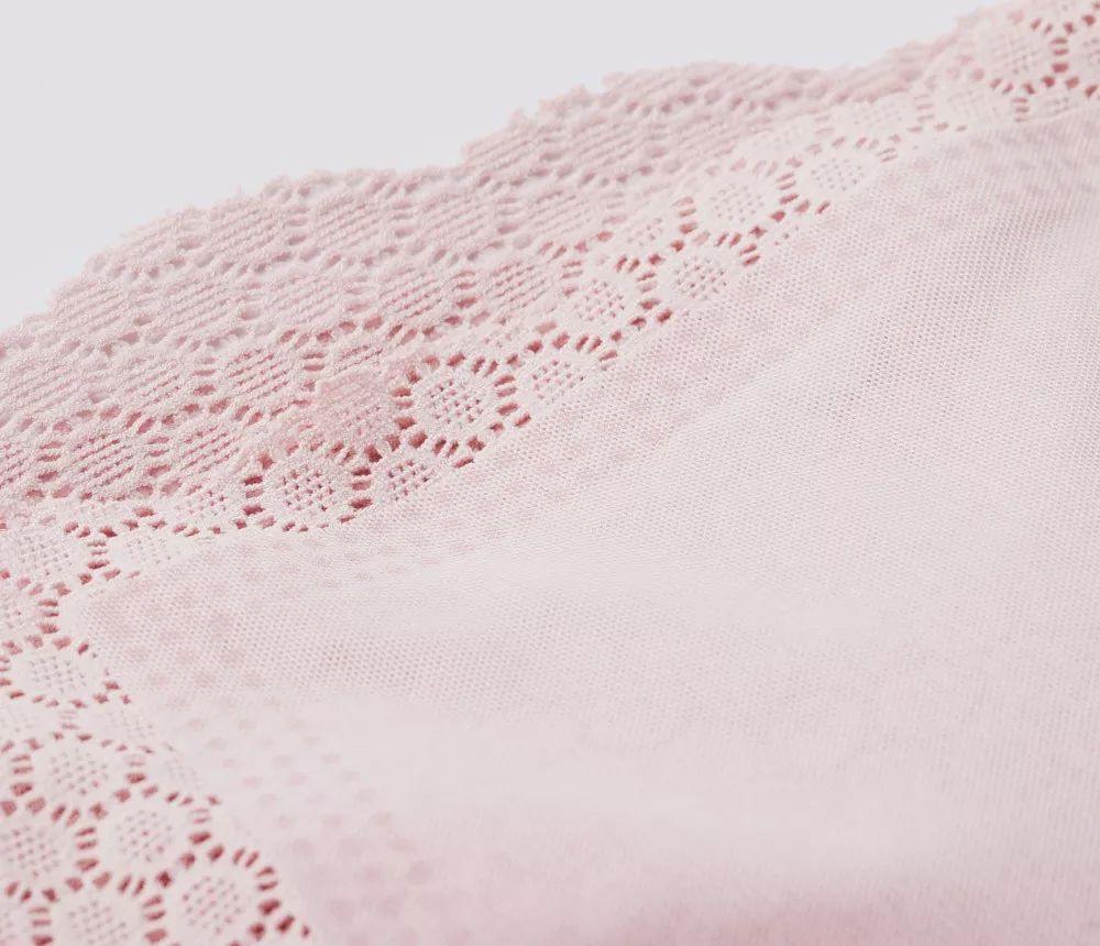 好看又好穿的轻薄蕾丝内衣更舒适,好看的蕾丝内衣可外穿