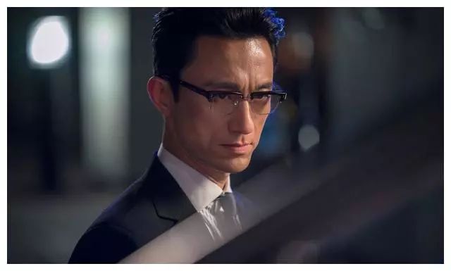 一口气看完电视剧狂飙,2022年最火的一个复仇爽剧