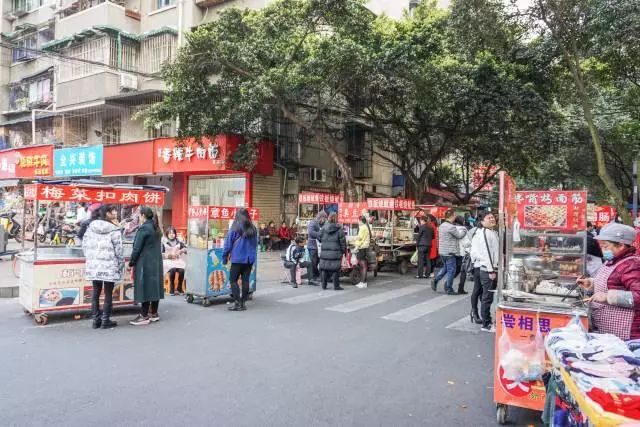 在成都市生活住哪个区比较好,在成都住一个月是租房还是住酒店