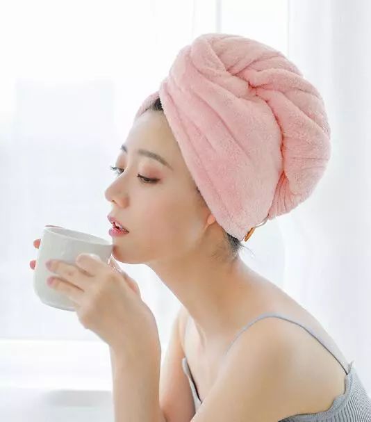 比普通拖鞋好穿100倍！踩在云朵上一样舒服，好穿到爆！永不臭脚！网友：想丢掉家里所有其它拖鞋！