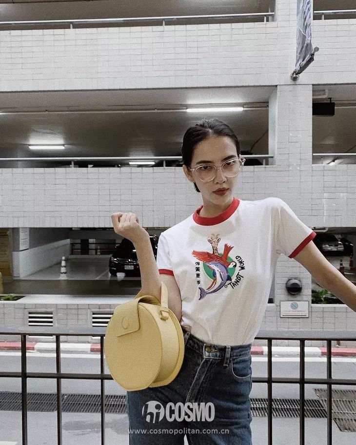 洪欣时尚穿搭,52岁洪欣日不落蔡依林