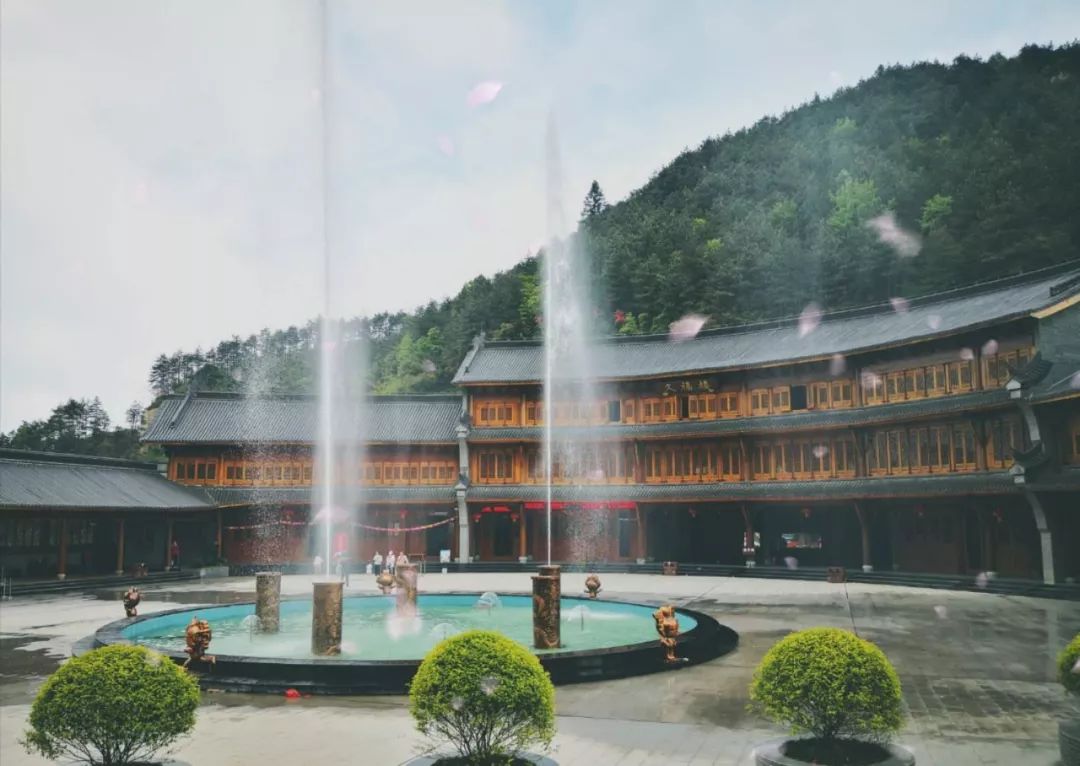 羊狮慕风景区过年放假么,暑期放假优惠有礼