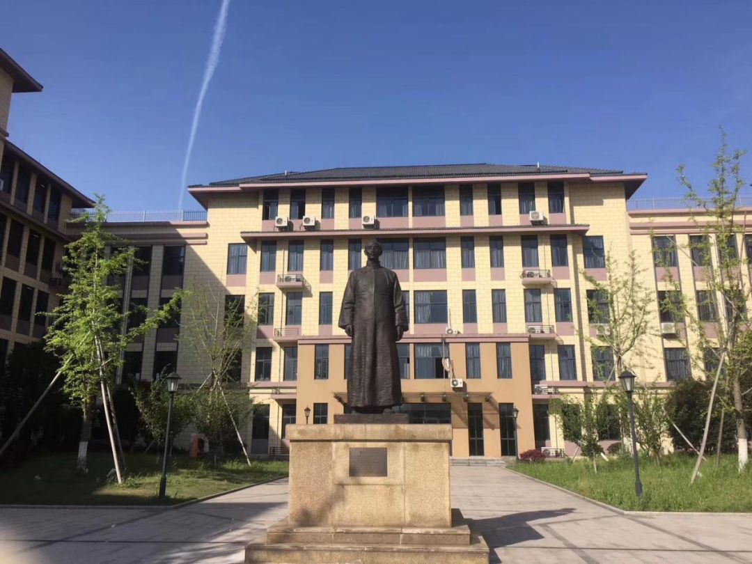 依托名校资源，秉承全面育人的理念，这所低调的学校终于官宣招生了！