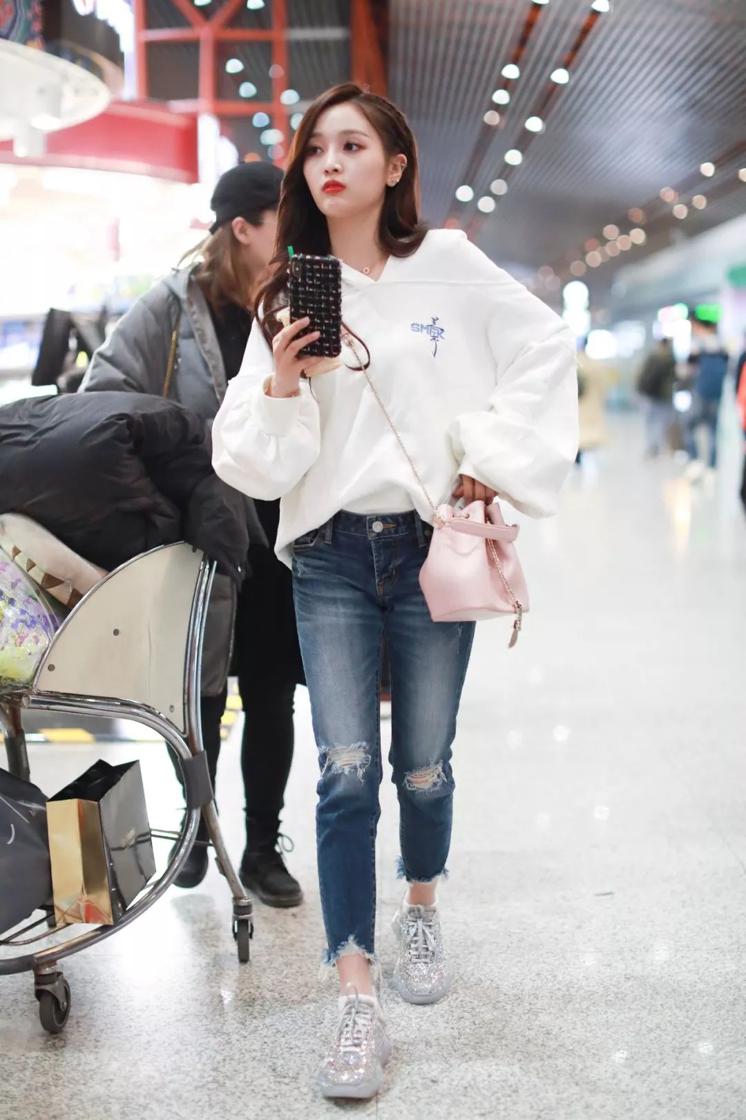 破洞裤什么时间开始流行的,破洞裤太破了怎么改