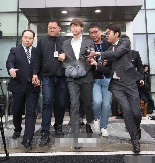 李胜利退出娱乐圈,李胜利逆袭