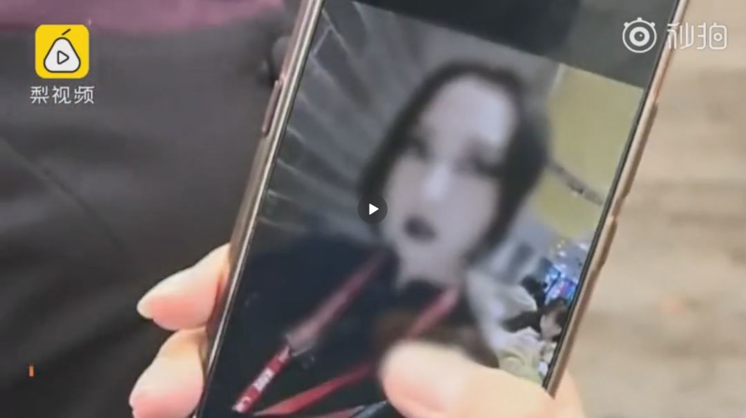 涂口红的女人是不是靠不住,涂口红女生太妖艳了