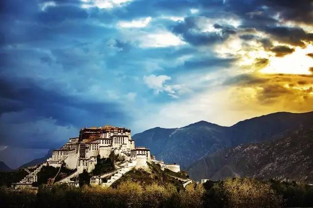 进藏旅游包车好还是跟团拼车,包车自驾西藏攻略