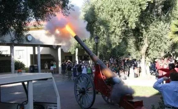 全美最顶尖大学斯坦福大学,全美十大名校