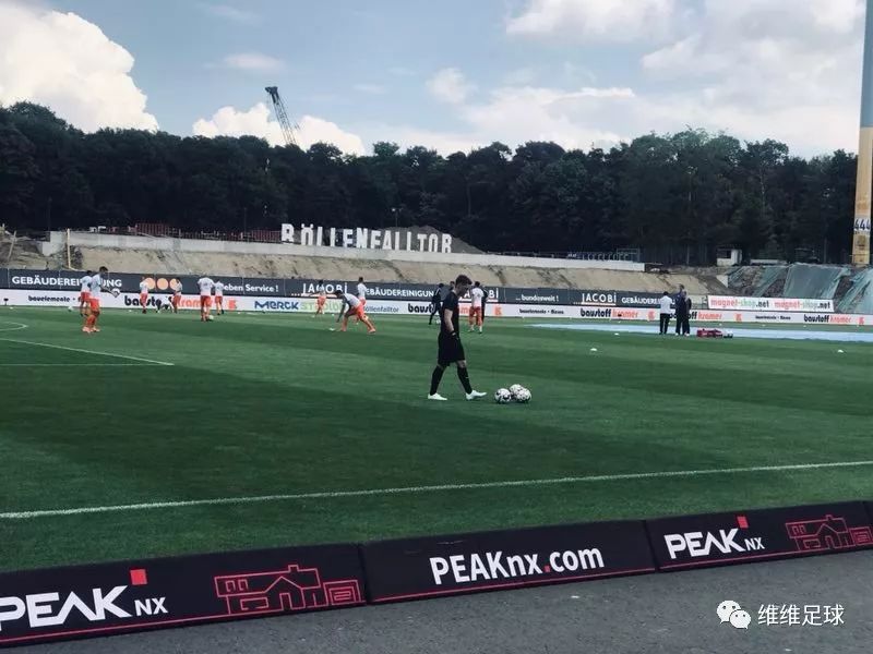 黑娃教练深受厚爱,黑娃教练