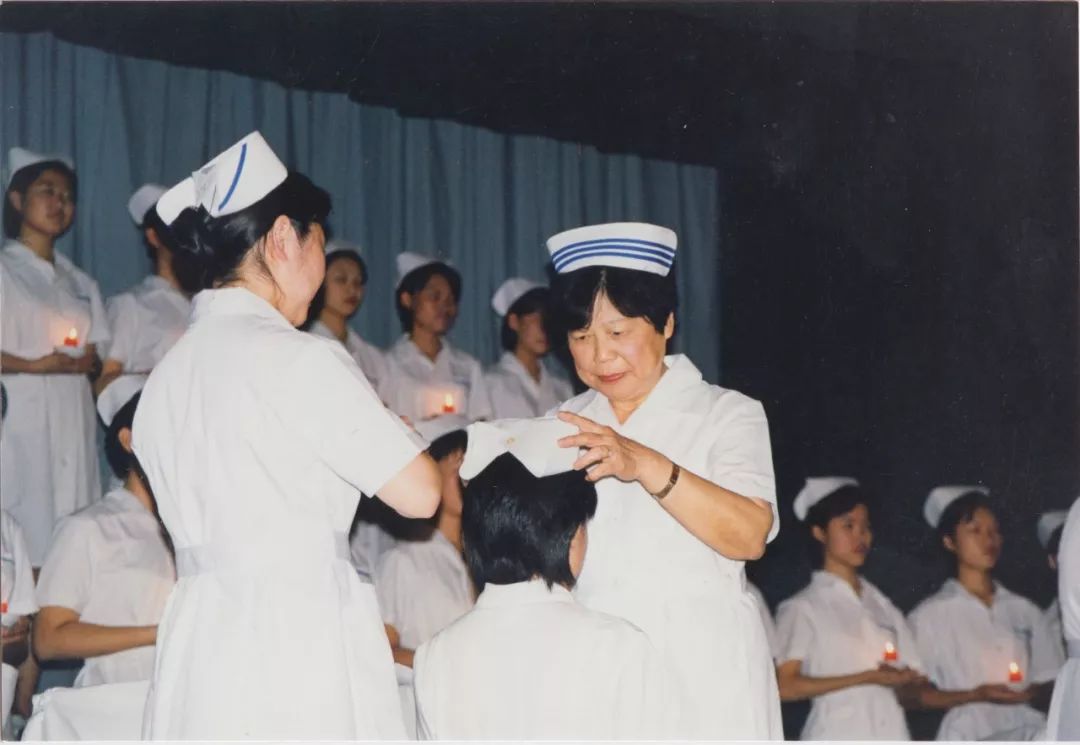 口述历史|李纯：情系护理事业的一生