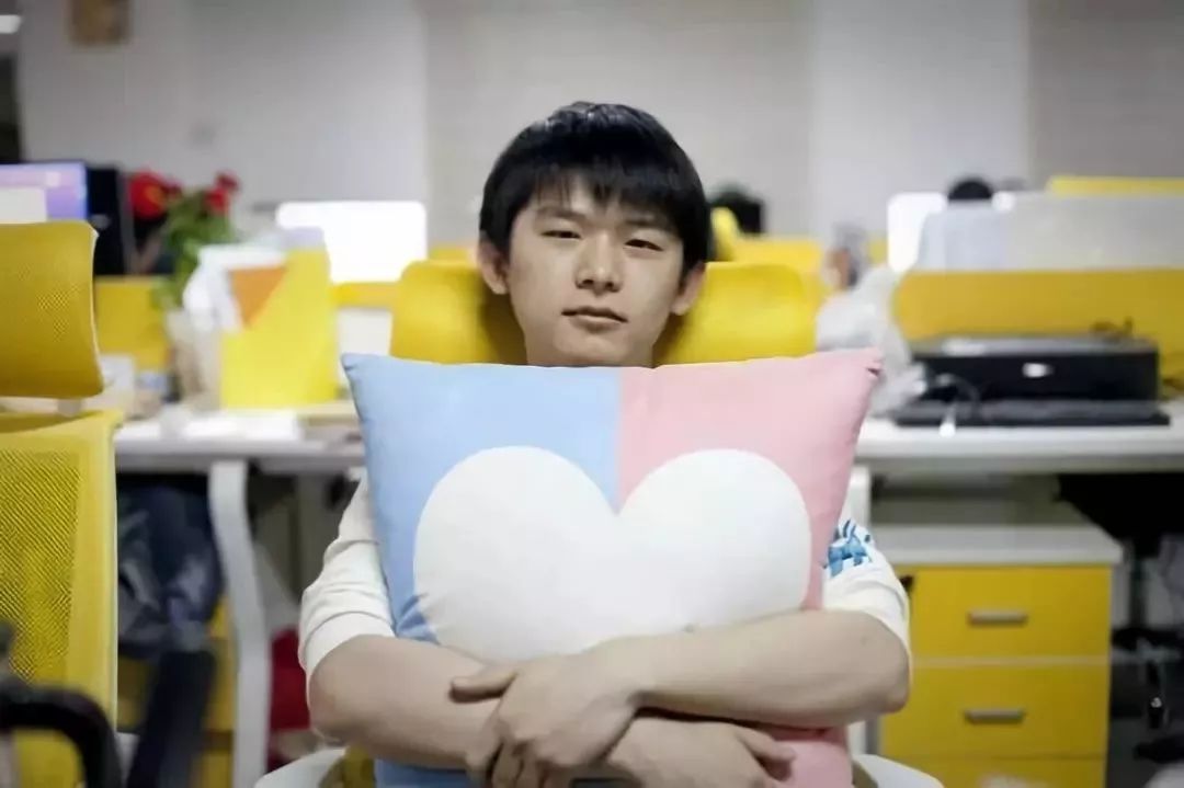 华为、海康、罗振宇、张小龙，低调生产科技大佬的华中科技大学