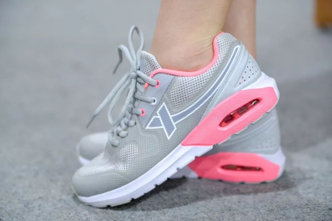 金利来59抵100元优惠券到店,金利来5折优惠券