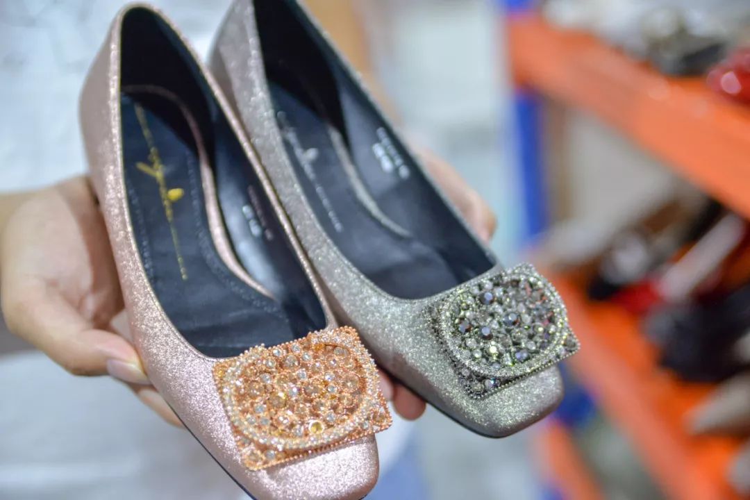 金利来59抵100元优惠券到店,金利来5折优惠券