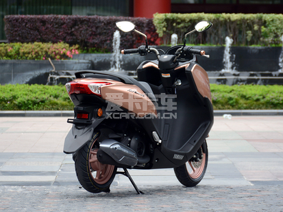 雅马哈巡鹰125和铃木uy125哪个好,本田裂行125和雅马哈巡鹰125比较