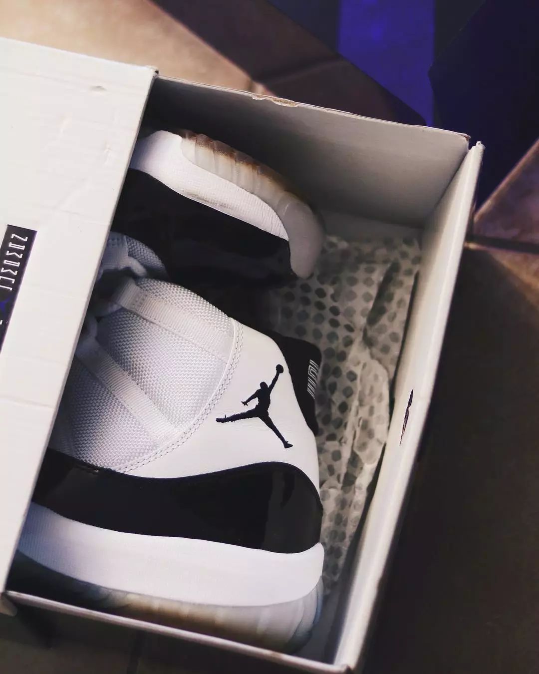 鸳鸯鞋怎样穿,穿鸳鸯鞋如何不尴尬