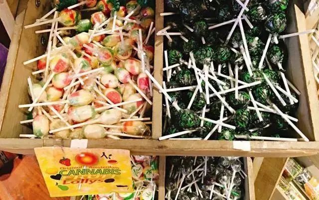 提醒一定要少吃这份危险食物清单,千万别吃有毒的糖果