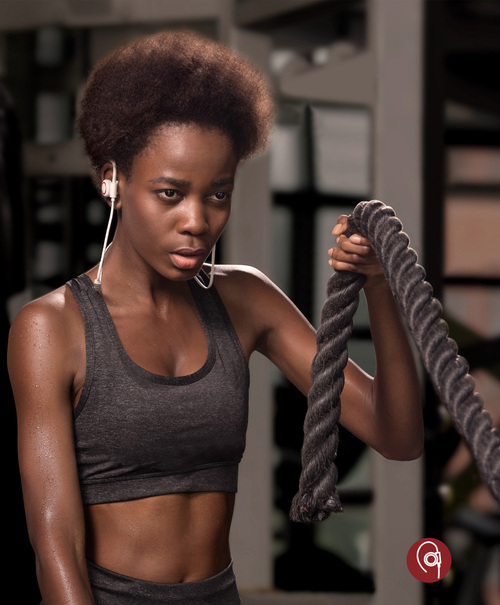 谁是体验更佳蓝牙运动耳机？倍思S17vs漫步者W200BT