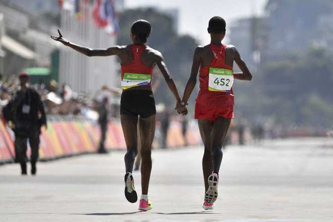 亚瑟士gelburst26什么时候出的,跑圈十件事全集