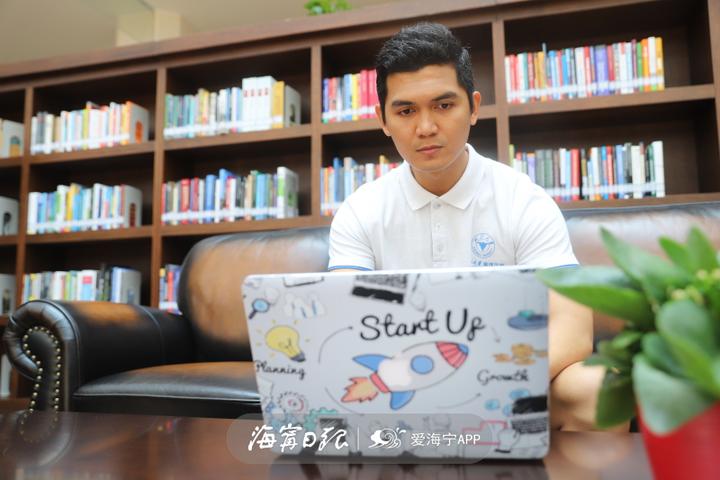 外国的英文名取名网站,怎么取英文名软件