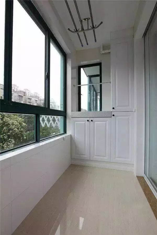 阳台上的天地柜,阳台上做橱柜地柜怎么做