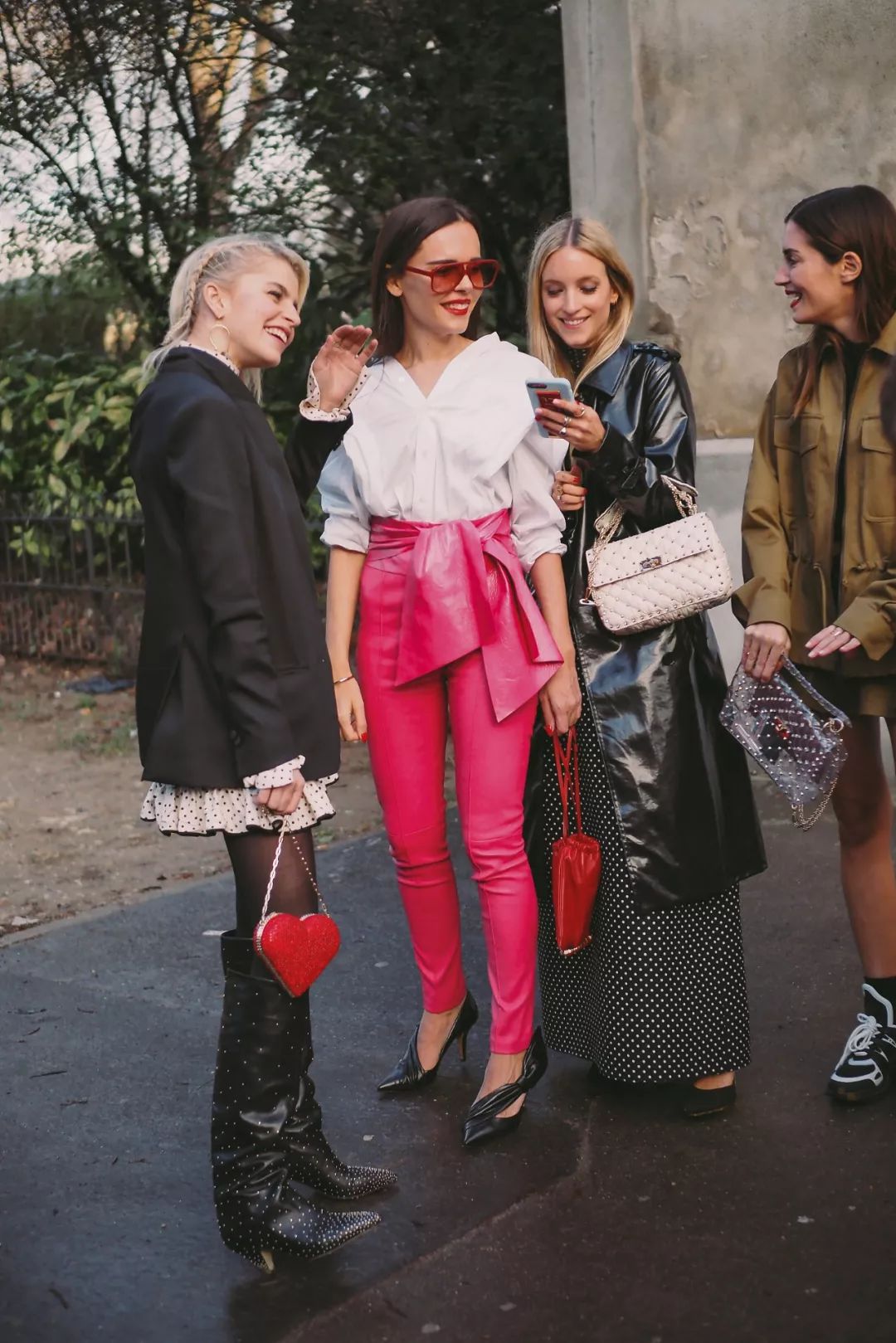 优雅而迷人的雪纺衫,减龄宽松型雪纺衫