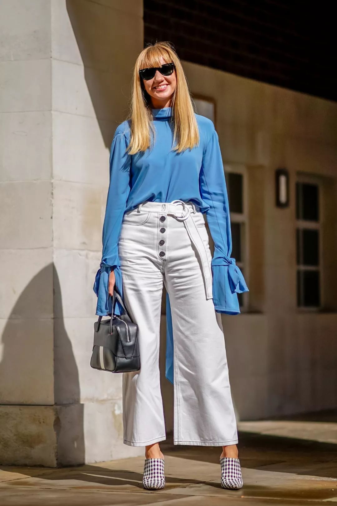 短装气质雪纺衫,雪纺衫靓丽大方又舒适凉爽