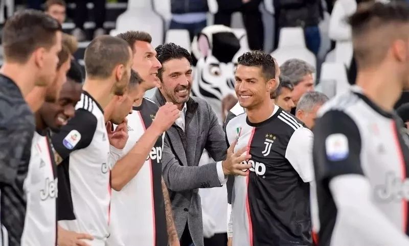 布冯对卡西切赫的评价,布冯卡西扑救