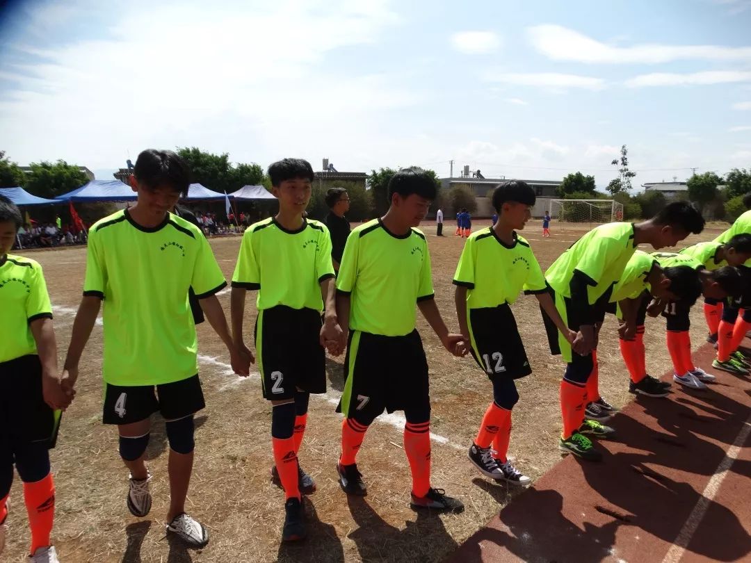 宾川足球比赛视频,云南小学生足球比赛宾川