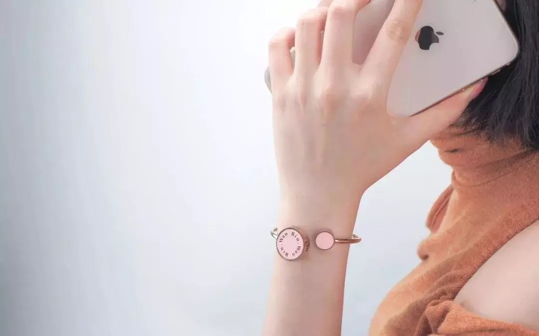 驱蚊手环林允,林允驱蚊手环