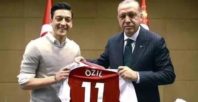 6月9日|新早读来了！女生长发被绞进按摩椅头皮差点被扯下来