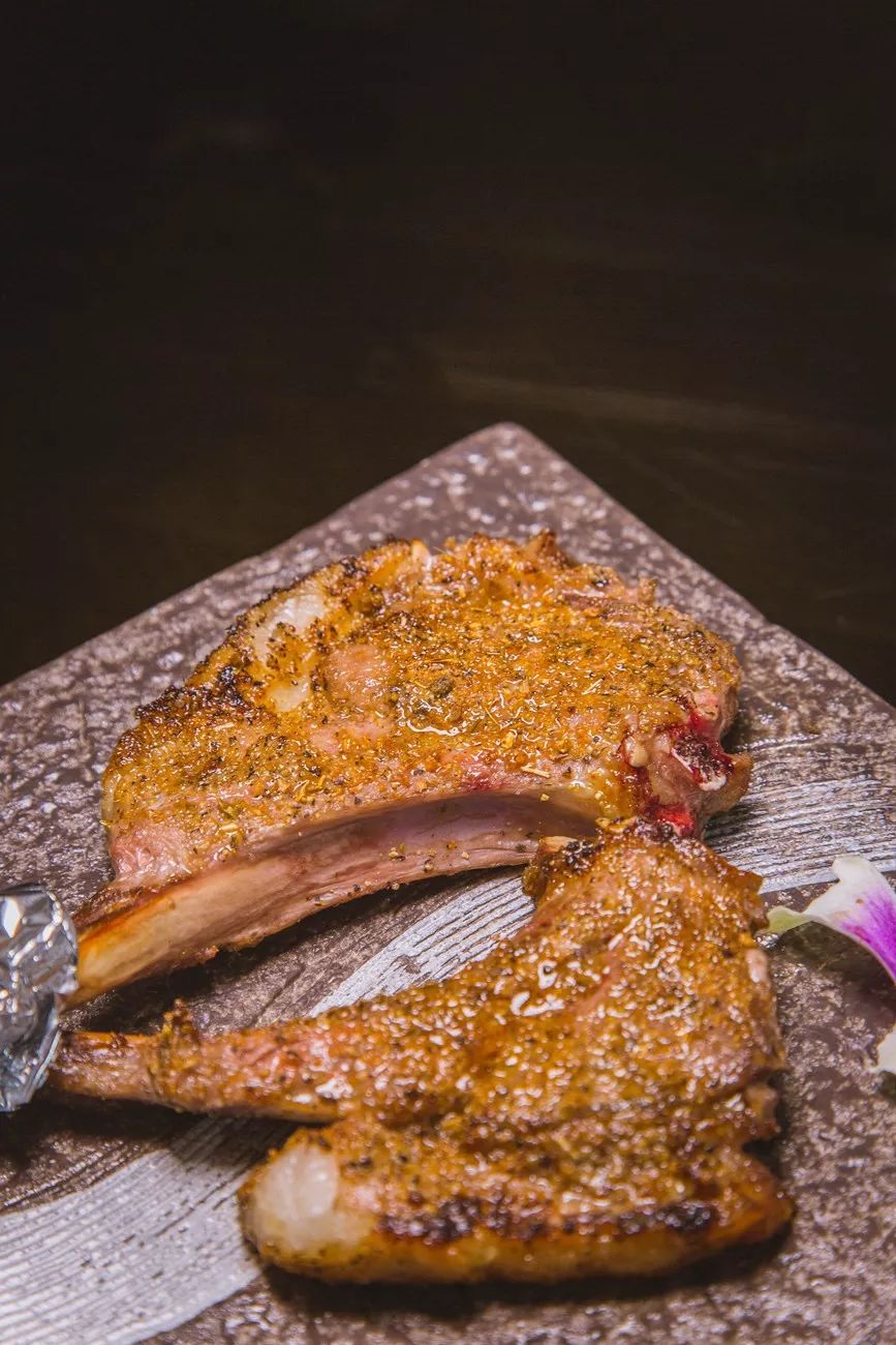 镇江宝藏日料店！15层生猛「云梯刺身」无限续，120+种自助不限量